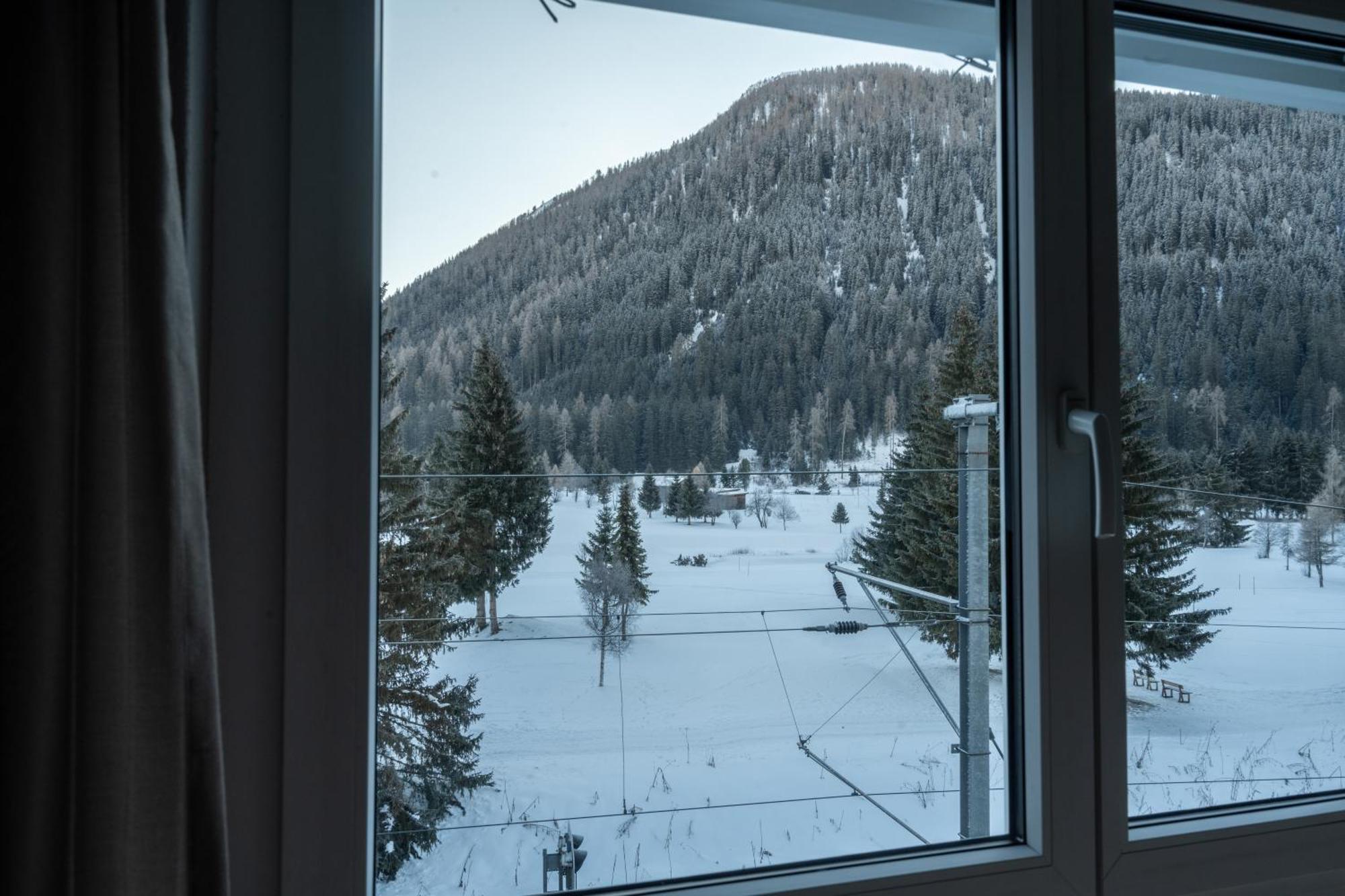 Studio 54 Davos Luaran gambar